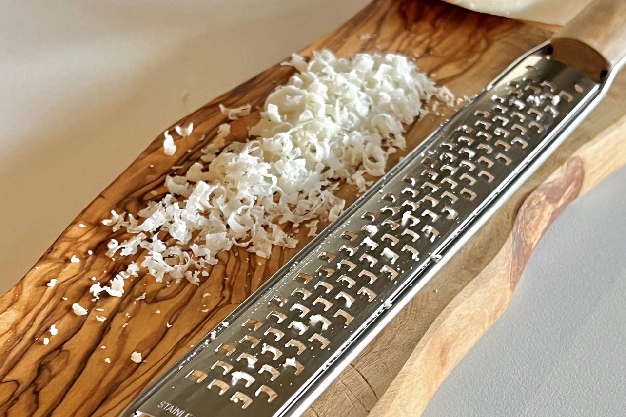 Italian Mandolin Paddle Grater: Coarse Grade