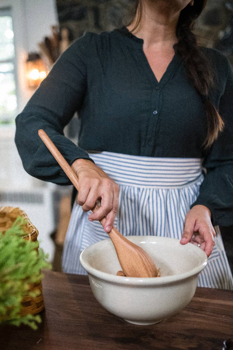 The Handcrafted Wooden Spoon: Walnut / Small