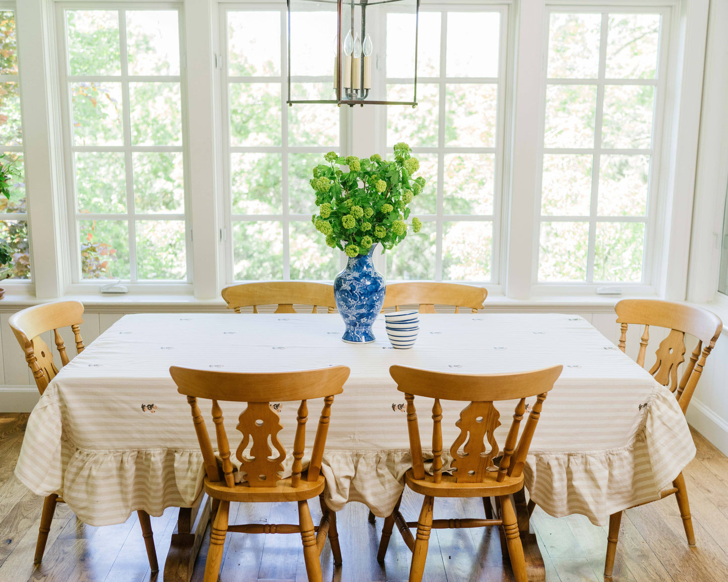 Frances Ruffled Tablecloth: 60" x 150"