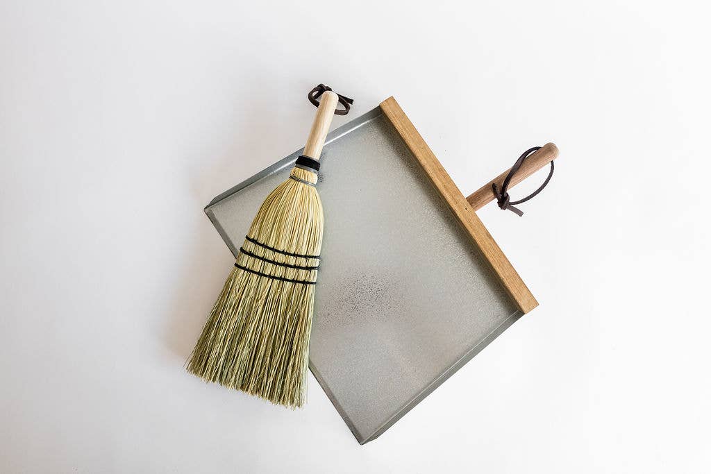 The Hand Broom: Natural