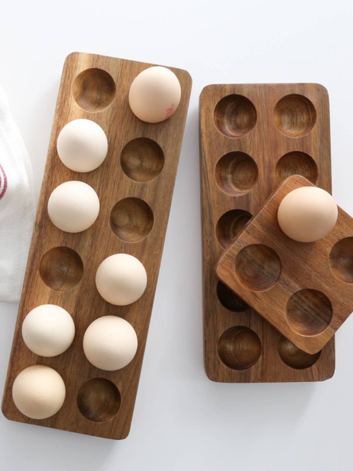 Wooden Egg Holder: 12 holes-A