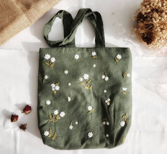 Small Daisies Embroidery Linen Tote Bag: Olive green