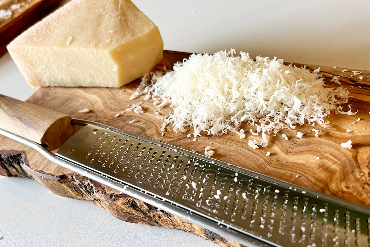 Italian Mandolin Paddle Grater: Coarse Grade