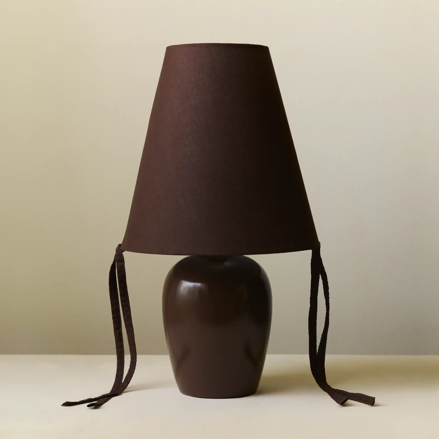 Appenzell Grande Brown Burgundy Bows Table Lamp