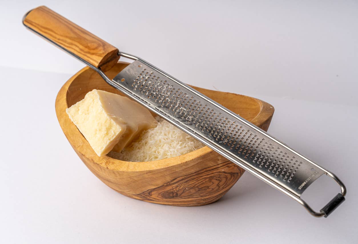 Italian Mandolin Paddle Grater: Coarse Grade