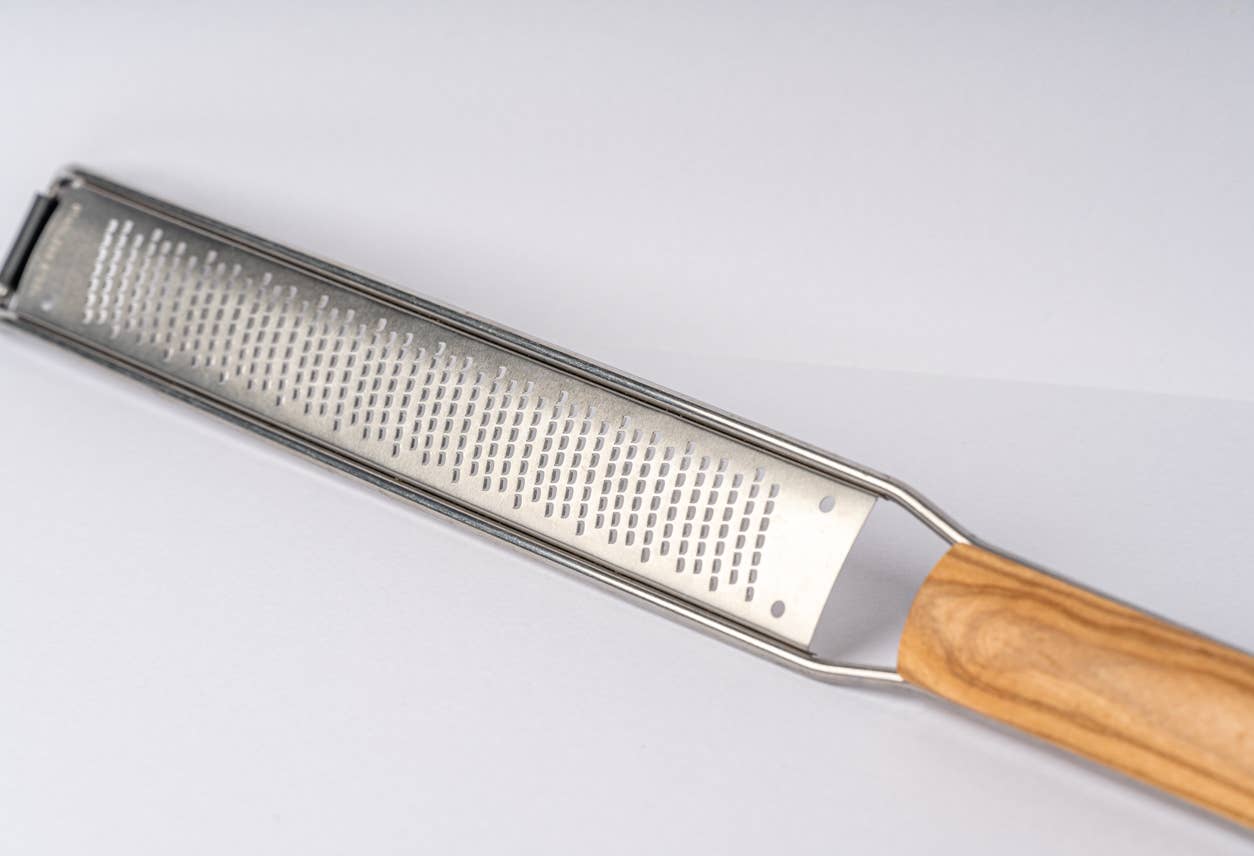 Italian Mandolin Paddle Grater: Coarse Grade
