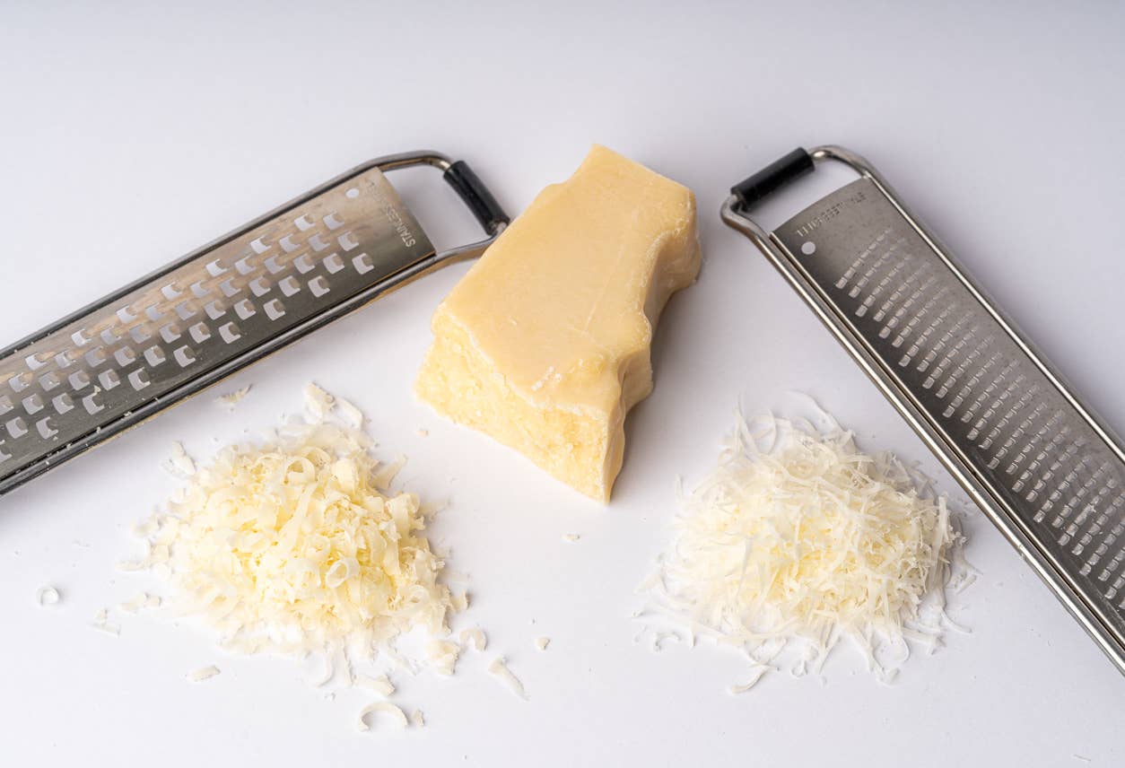 Italian Mandolin Paddle Grater: Coarse Grade