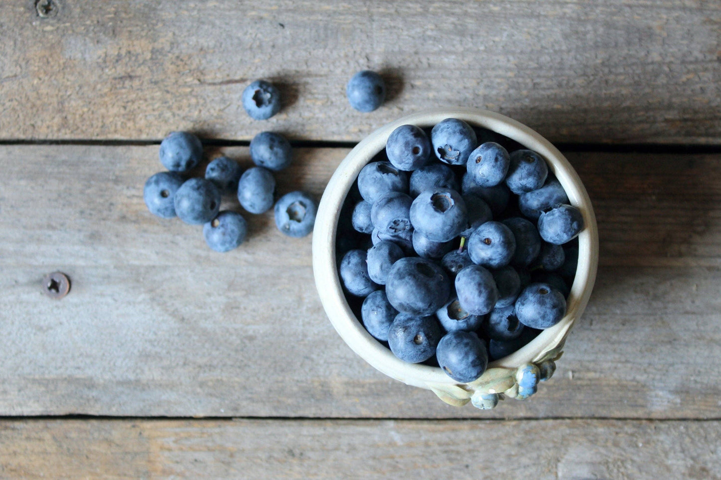 Fragoline - fruit strainer bowl for berries