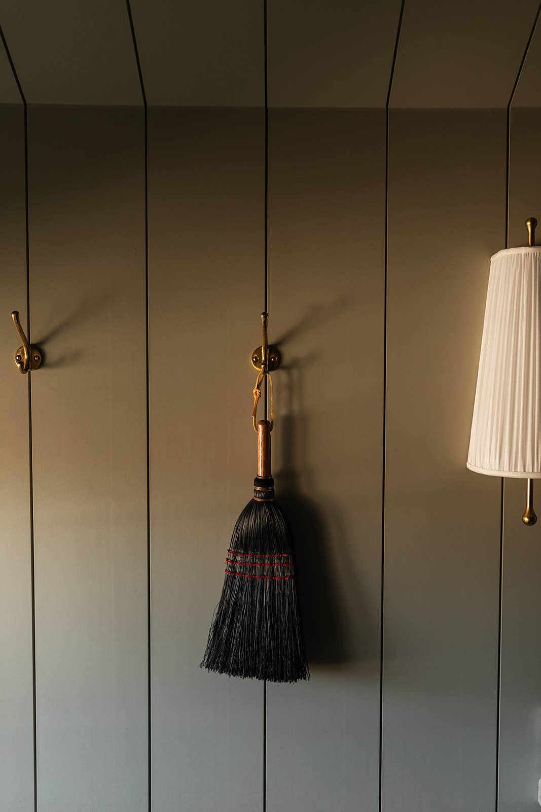 The Hand Broom: Natural