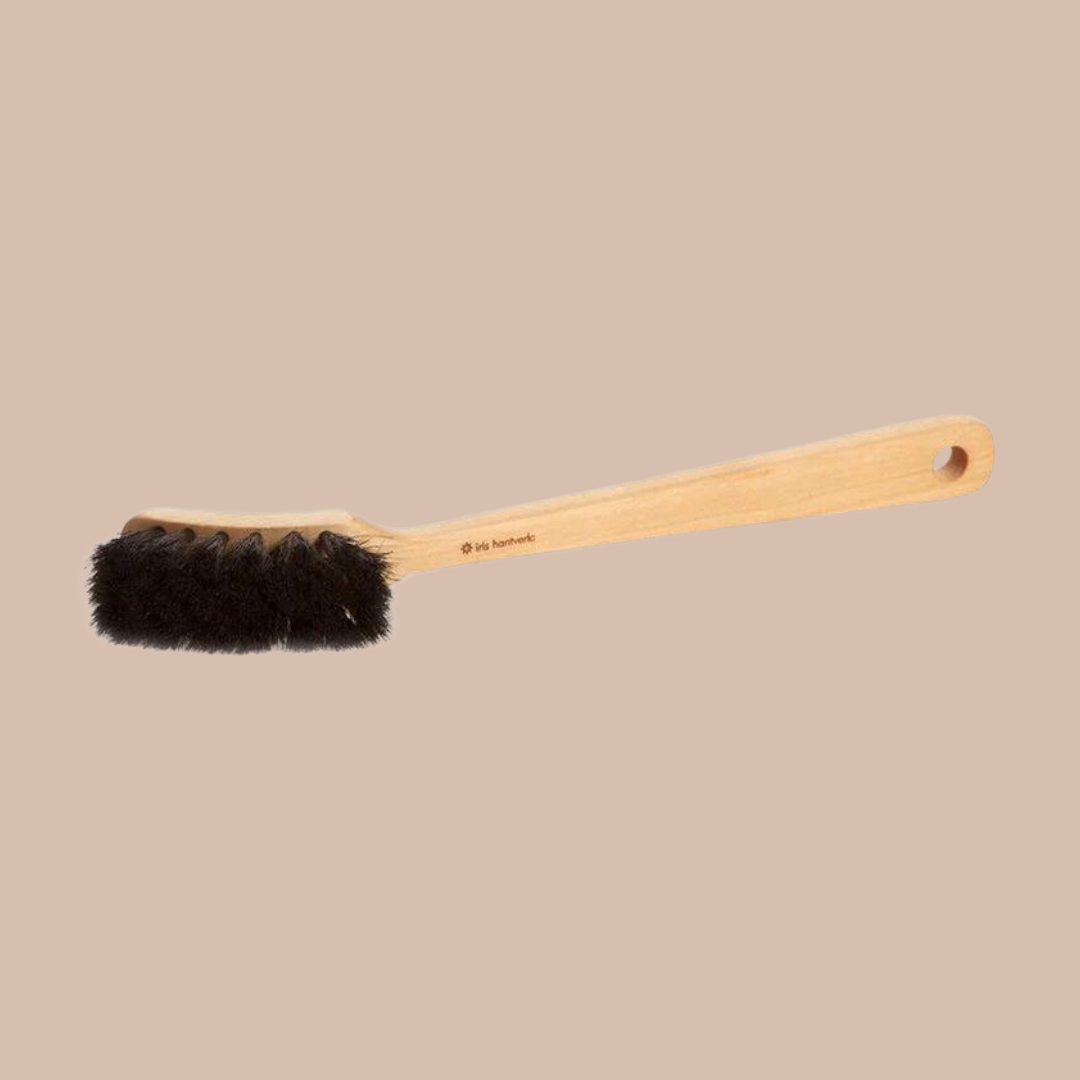 Iris Hantverk Birch and Horse Hair Dish Brush