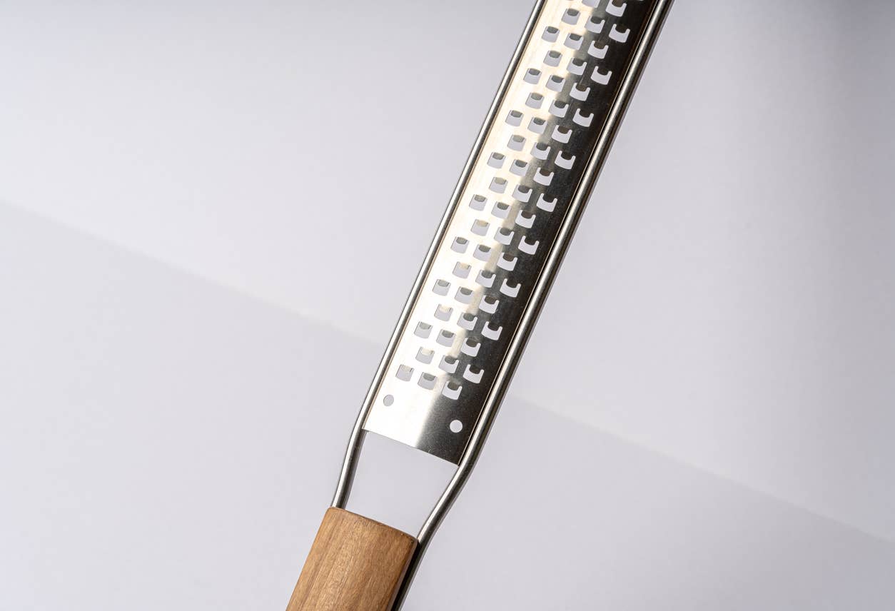 Italian Mandolin Paddle Grater: Coarse Grade