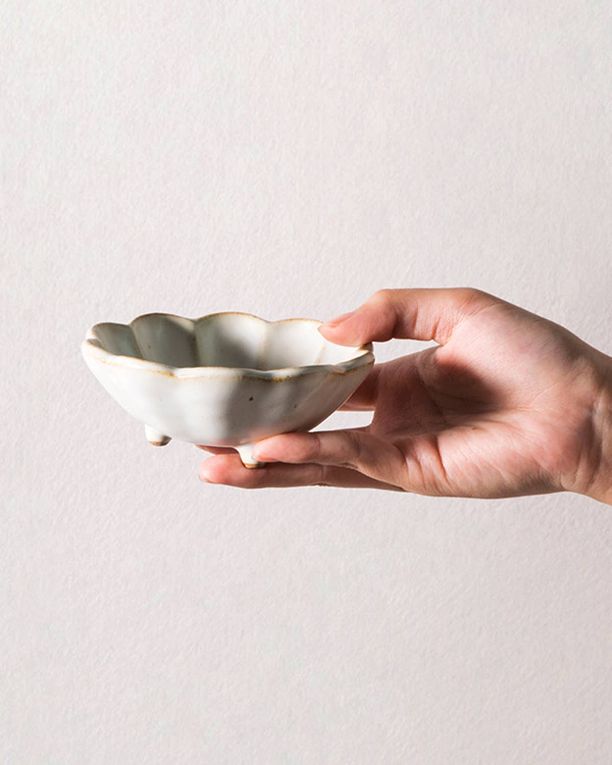 Flower Petal Pinch Bowl: Small