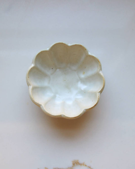 Flower Petal Pinch Bowl: Large