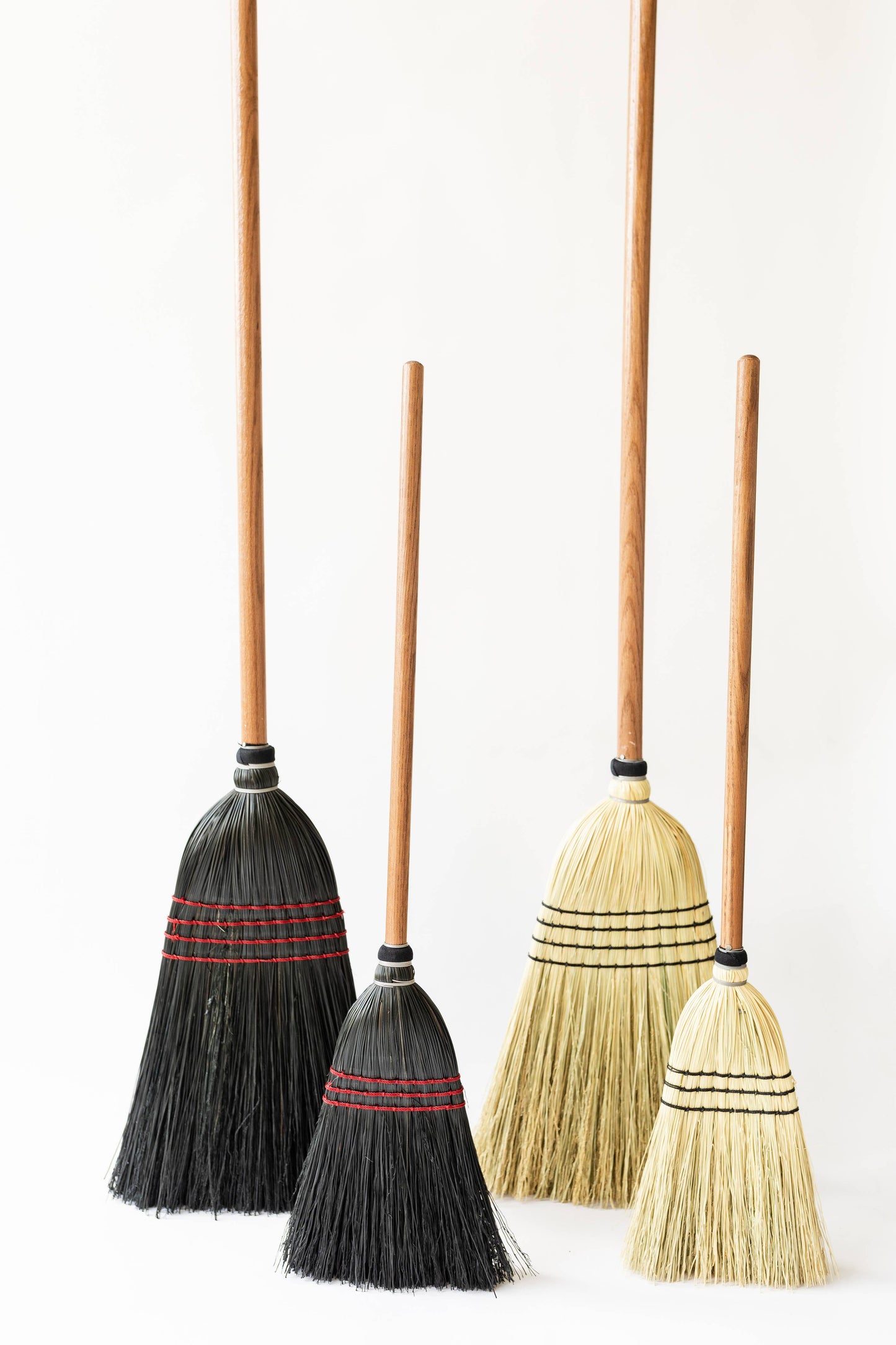 The Everyday Broom: Black