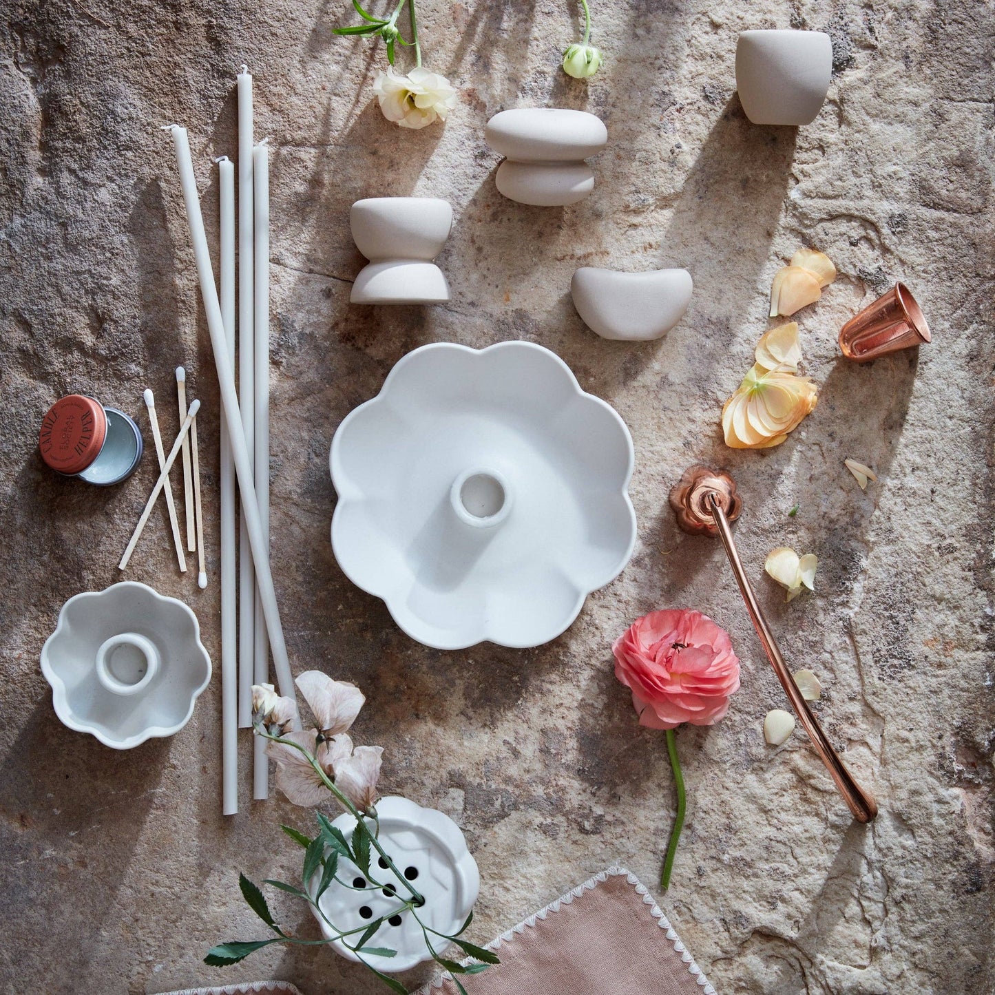 Ceramic Fleur Taper Holder: Wide