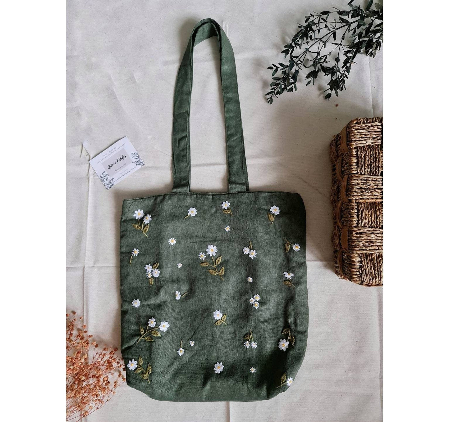 Small Daisies Embroidery Linen Tote Bag: Olive green